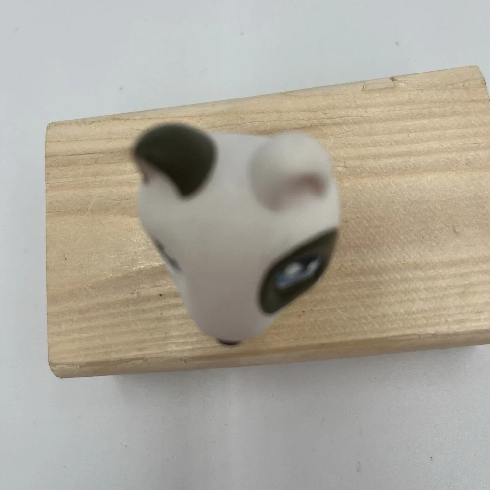 Littlest Pet Shop White Black Bull Terrier Dog Blue Eyes No‎ #1664 Vintage 2004